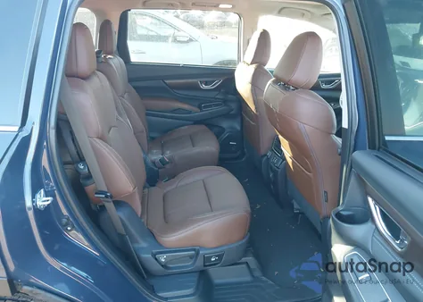 2025 Subaru Ascent Touring 7-Passenger z USA, uszkodzony, nr VIN 4S4WMAUD1S3442932